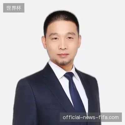 孔亮